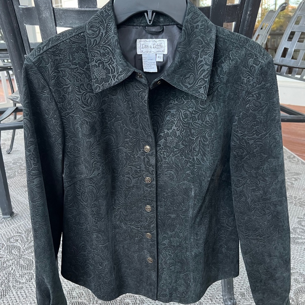 Ladies leather embossed jacket